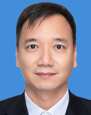 李辉.jpg